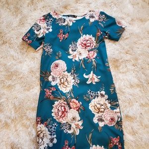 Floral stretch dress